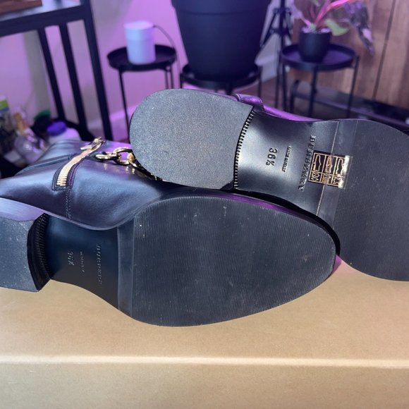 Burberry Tibbenham Ankle Boot with Gold Chain 36.5 - Picture 3 of 4